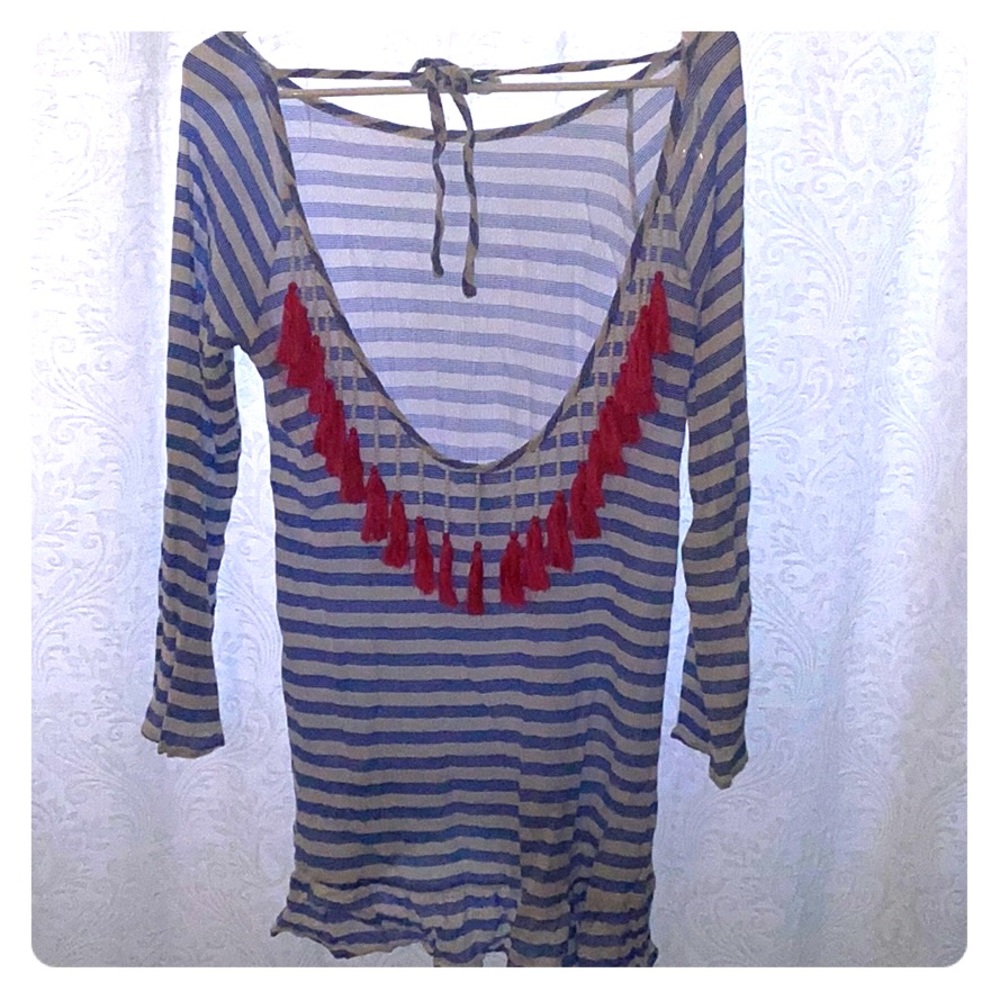 Trendy beach/pool cover up